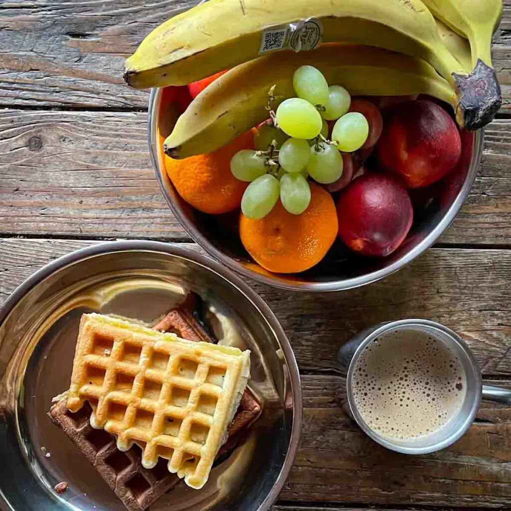 Frühstück bei der Erlebnisswoche in Schweden