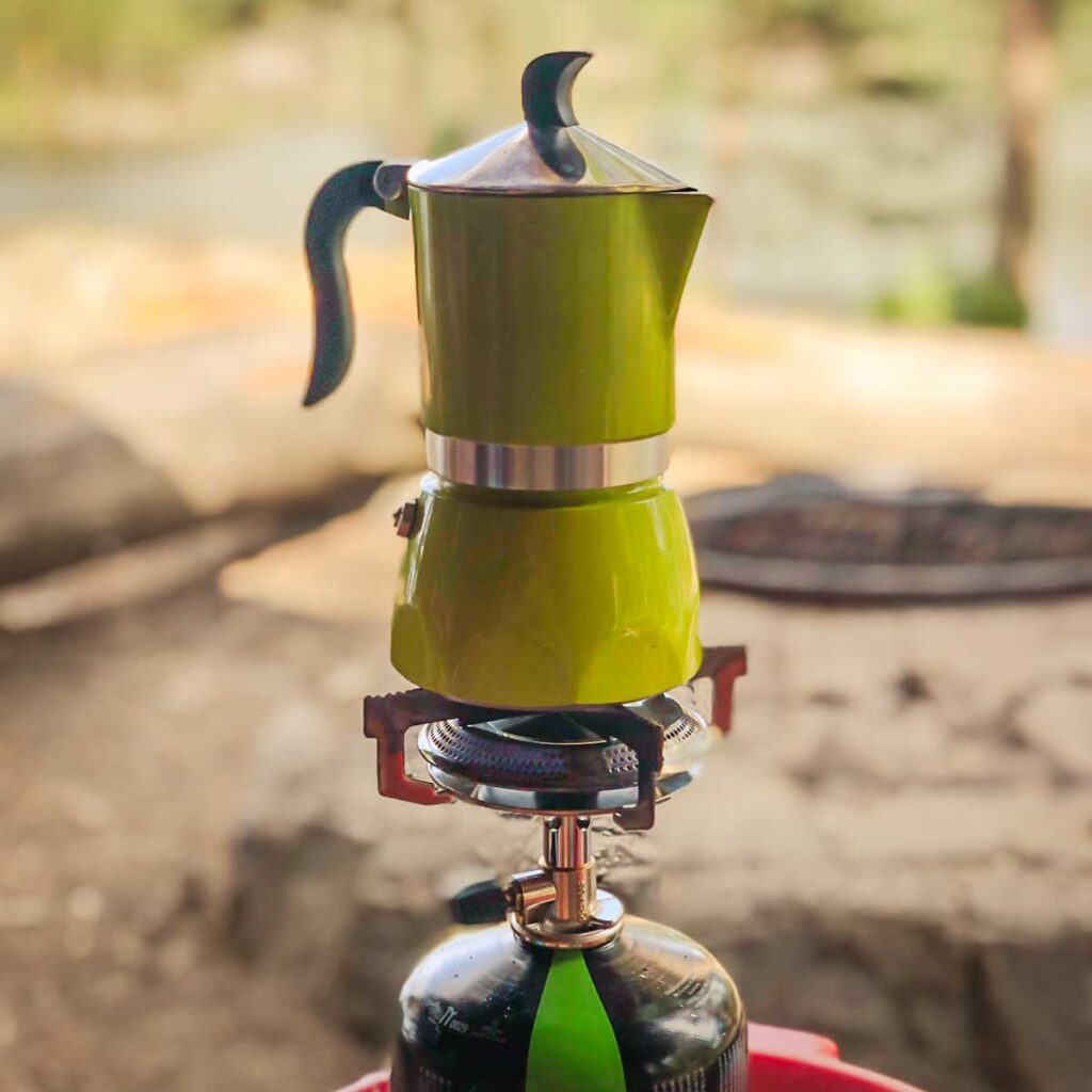 frische Kaffee bei der Kanutour in Schweden ohne Guide
