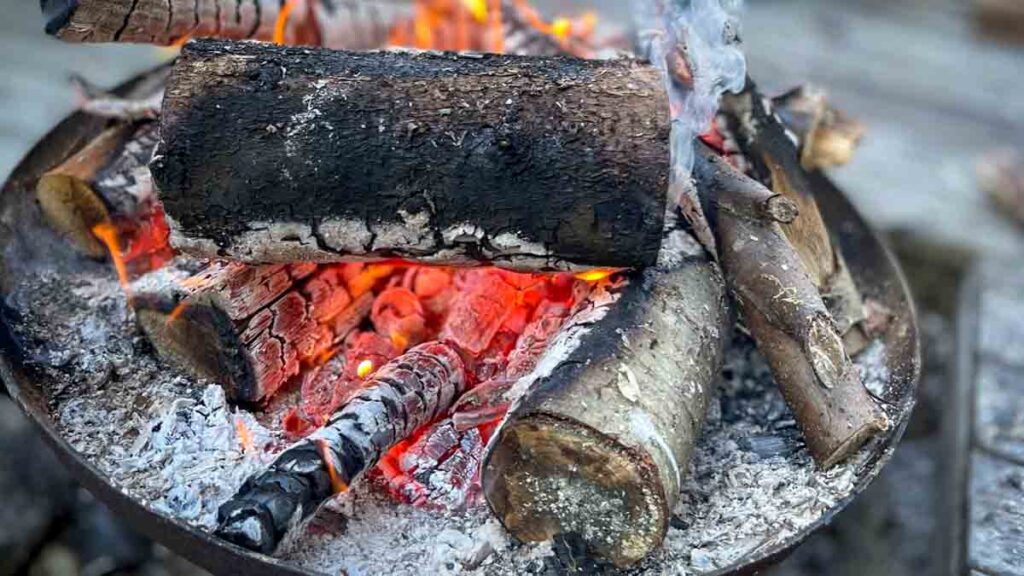 Feuer im Kanucamp Schweden von Elchwärts